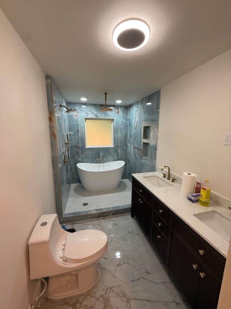 Gallery photos for Luxurious Bathroom Transformation in Salado TX: Image #2