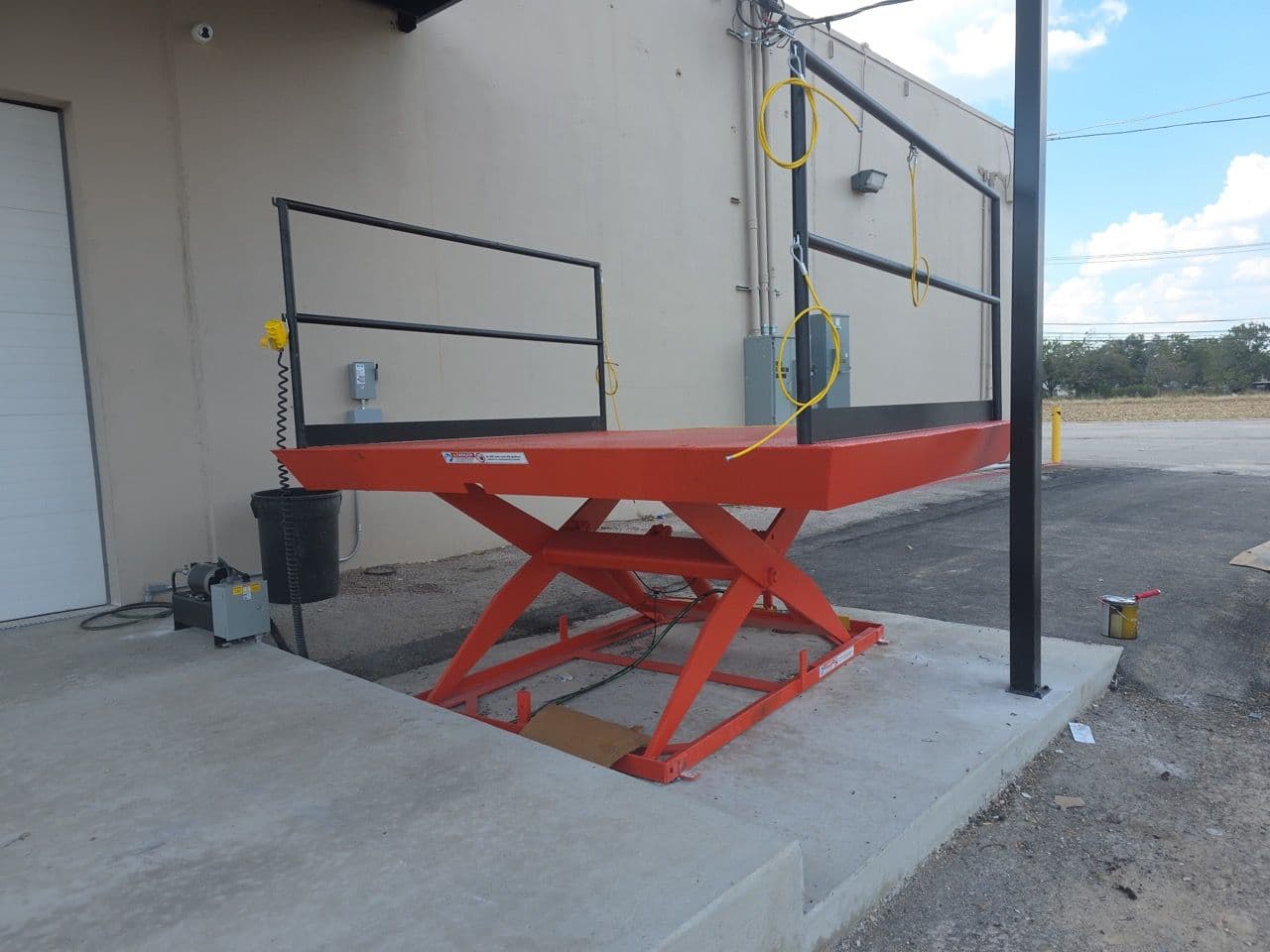 Expert Welding Revamps Scissor Lifts in Taylor image