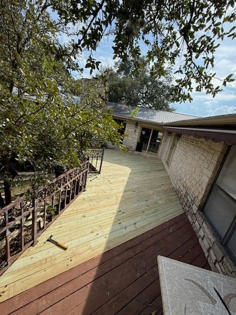Gallery photos for Stunning Deck Transformation Lake Travis TX: Image #2