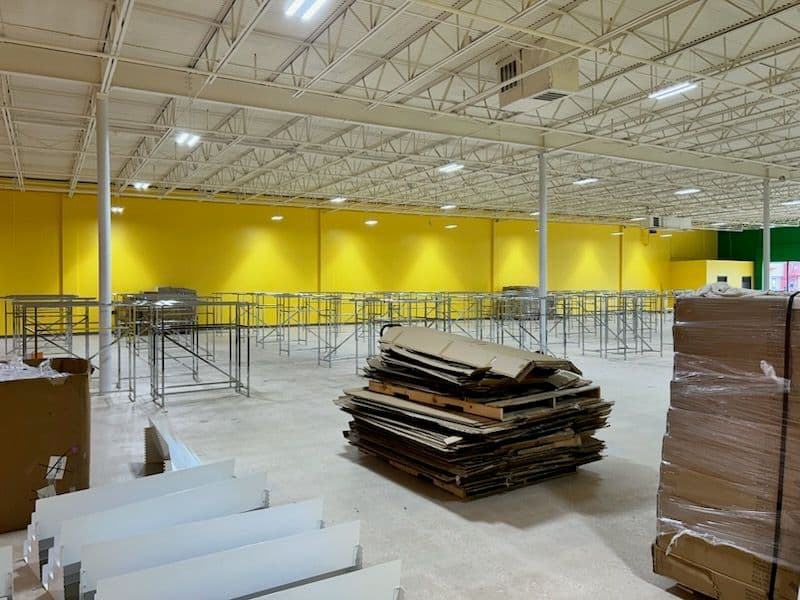 Gallery photos for Stellar Team Revamps Goodwill Store in Taylor TX: Image #3